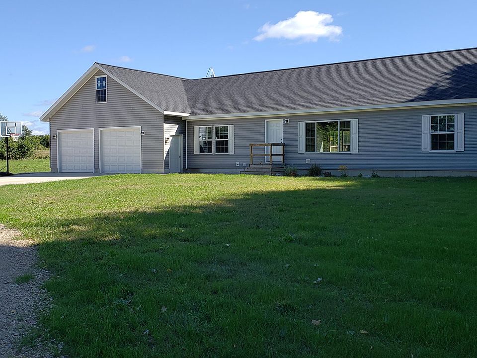 5451 S Kathryn, Newaygo, MI 49337 MLS 23025324 Zillow