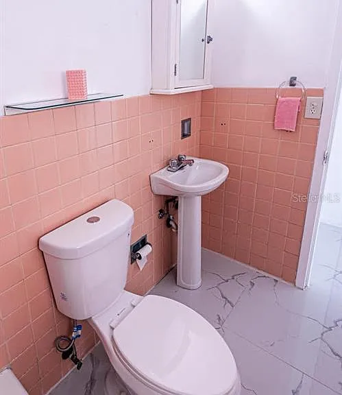 Miramar Towers 721 Hernandez St. #A-7 — Photo 14