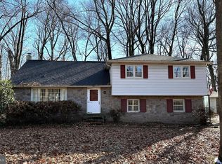 1111 Sandy Ridge Rd, Doylestown, PA 18901