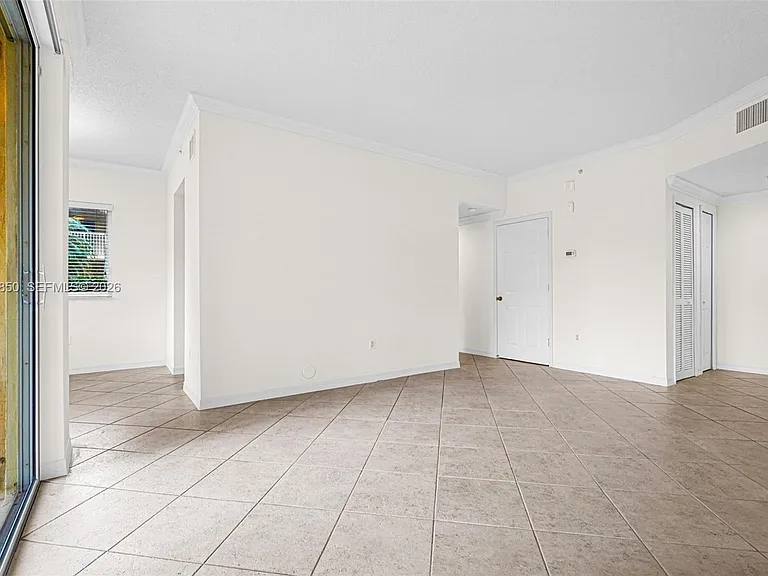 7085 Nova Dr #128 — Photo 2