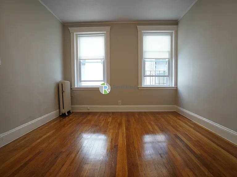 366 Riverway St #22 — Photo 3