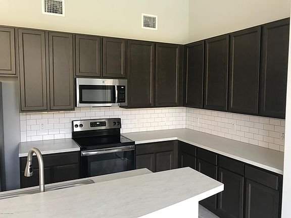 3rd image of 70 Clemente Dr #1