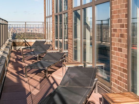 5th image of 235 W 56th St APT 15M