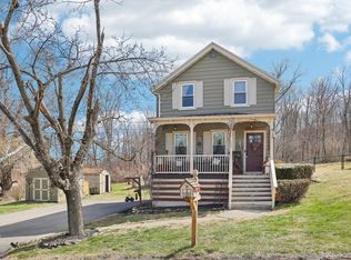 203 Henry St, Beacon, NY 12508