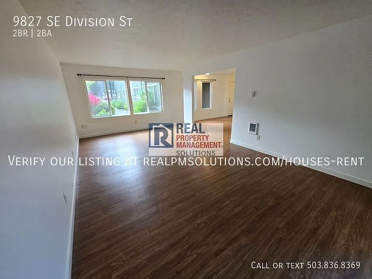 9827 SE Division St — Photo 4