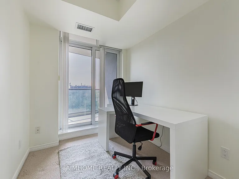 30 Harrison Garden Blvd #1106 — Photo 20
