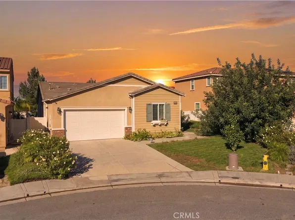 1629 Velum Ct, Beaumont, CA 92223