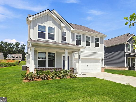 2nd image of 624 Gratton Ln