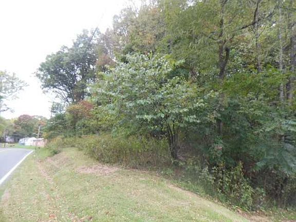 2nd image of 0 Garden City Blvd SE