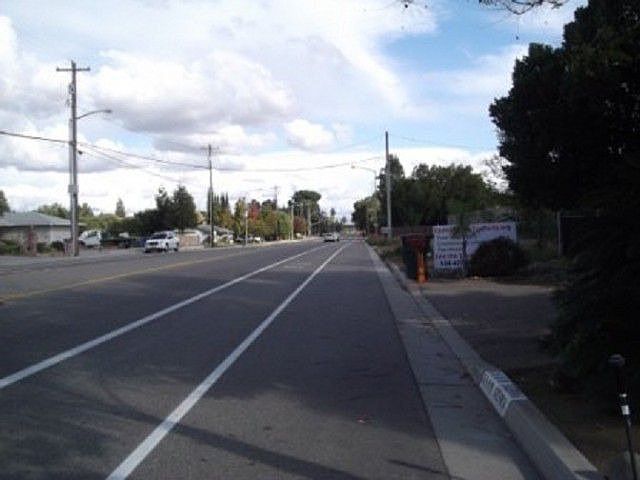 2nd image of 356 W Sierra Ave