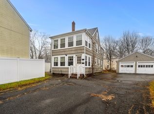 26 1/2 Powow St, Amesbury, MA 01913