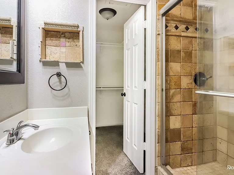 611 Willow Brook Dr — Photo 11