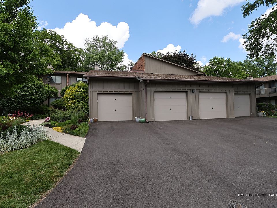 1st image of 2S414 Emerald Green Dr Unit D