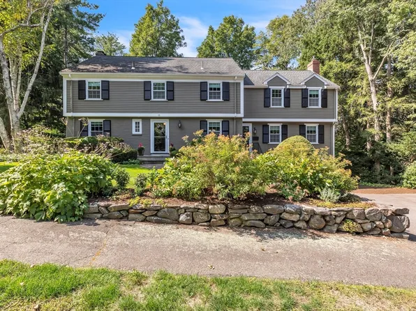 15 Swarthmore Rd, Wellesley, MA 02482