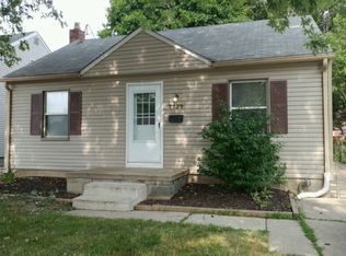 7729 Weddel St, Taylor, MI 48180