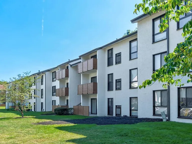 Echelon Glen — Photo 1