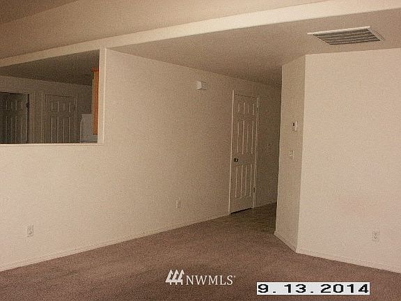 3rd image of 1913 S Dilley Avenue