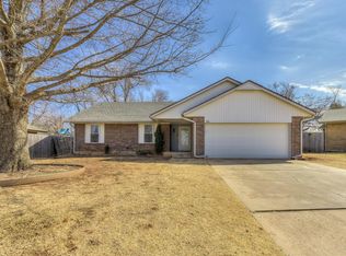 920 Jupiter Rd, Edmond, OK 73003