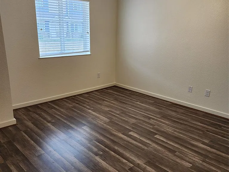 21155 Gosling Rd #45B — Photo 7