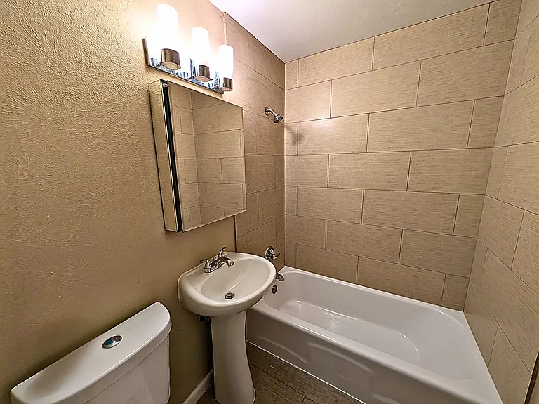 5994 W 29th Ave — Photo 15