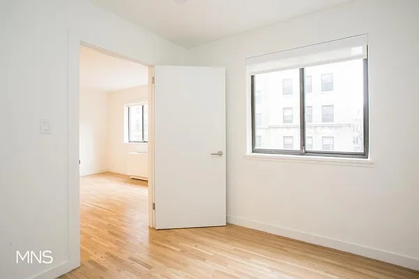 Rented by MNS | media 14