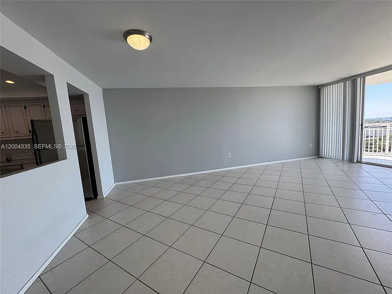 18041 Biscayne Blvd #1603 — Photo 24