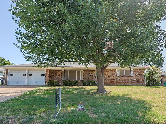 3rd image of 7601 Trimble Dr