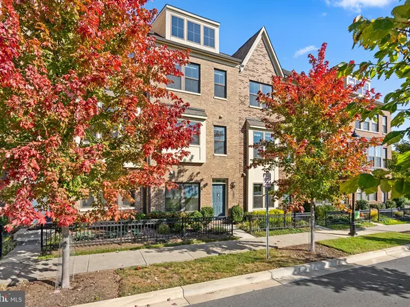 4704 Van Buren St, Riverdale, MD 20737