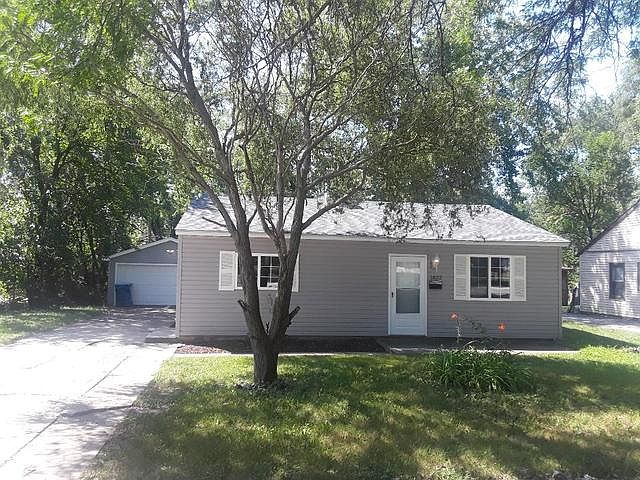1st image of 1822 E Sauk Trl