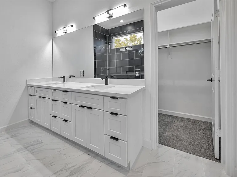 3402 Nathaniel Brown St #B — Photo 6