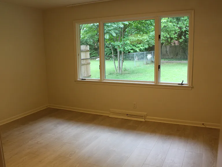 2700 Cheltenham Rd — Photo 12