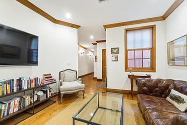 Rented by Avi Nash Associates