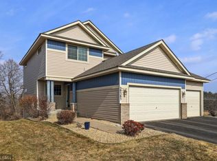 29385 Wildwood Rd, Chisago City, MN 55013
