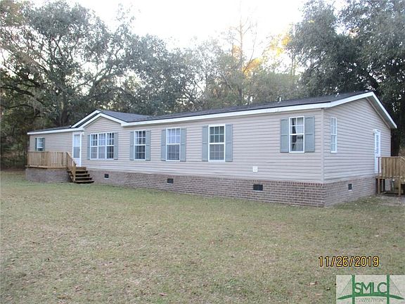 3rd image of 460 Dena Cir NE