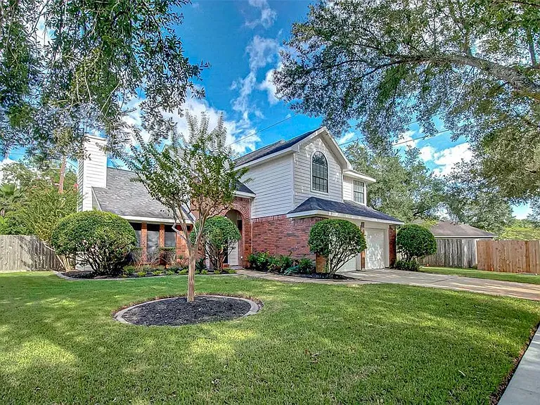 2615 Woodstream Blvd — Photo 3