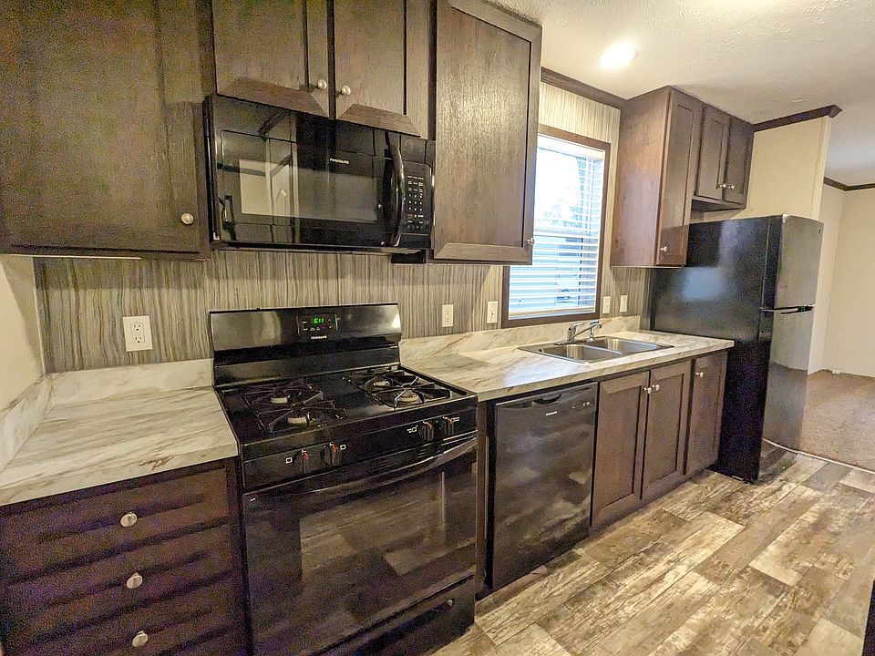 1st image of 130 Texas St #130