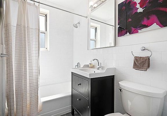 4th image of 629 Kappock St APT 7K