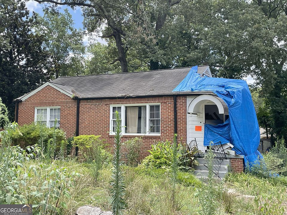 1st image of 921 Dearing St