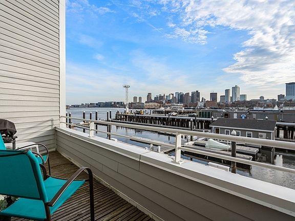 4th image of 11 Constellation Wharf #11