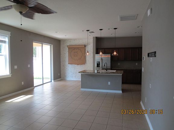 3rd image of 32704 Windelstraw Dr