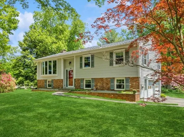 72 Austin Road, Mahopac, NY 10541