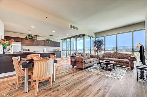 4575 Dean Martin Dr Photo 1 4575 Dean Martin Dr Photo 1