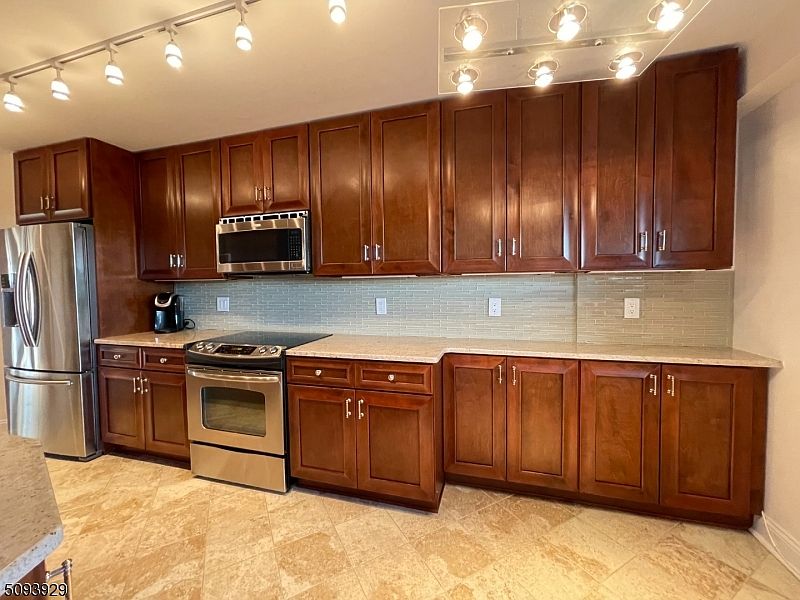 1st image of 2 Claridge Dr. Apt. 6HW #6HW