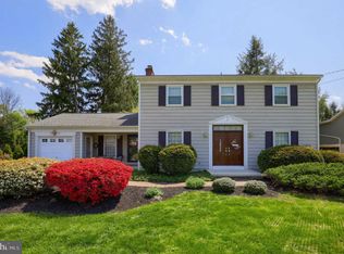 2825 Fiddlers Green Rd, Lancaster, PA 17601