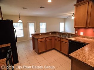 6829 Hampshire Blvd, Lakeland, FL 33813