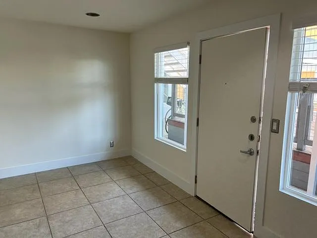1314 Rosewood Ave #106 — Photo 3