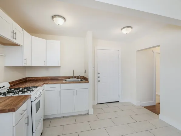 614 E Dewey Pl #3, San Antonio, TX 78212