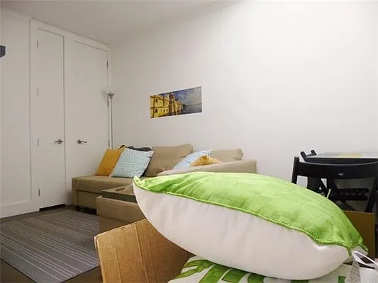 Rented by I & I New York | media 15