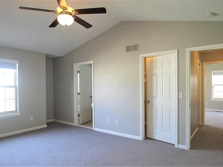 3243 Camden Dr #118 — Photo 23