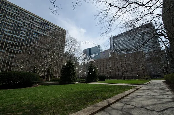 Rented by Red Sparrow Realty Group | media 57